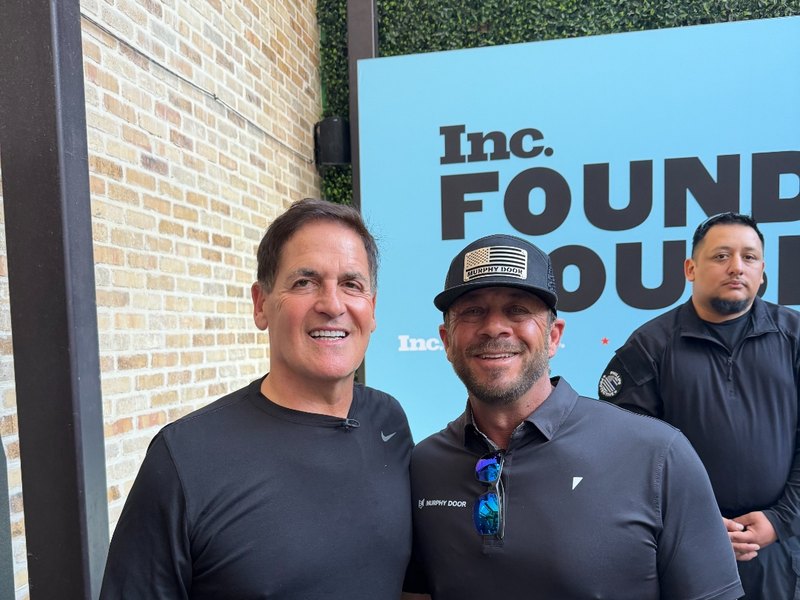 Jeremy Barker with Mark Cuban at Inc Founders House